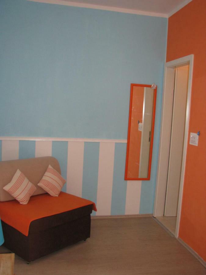 Apartments And Room Lemon Vis Exteriér fotografie