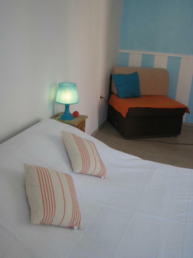Apartments And Room Lemon Vis Exteriér fotografie